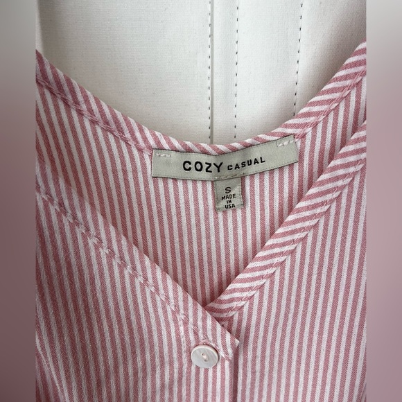 Cozy casual  top - Picture 4 of 4